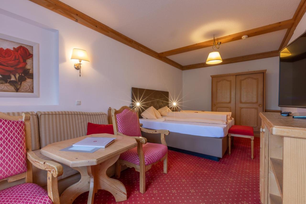 Hotel Dornauhof Finkenberg Bagian luar foto